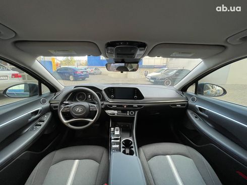 Hyundai Sonata 2020 серый - фото 25