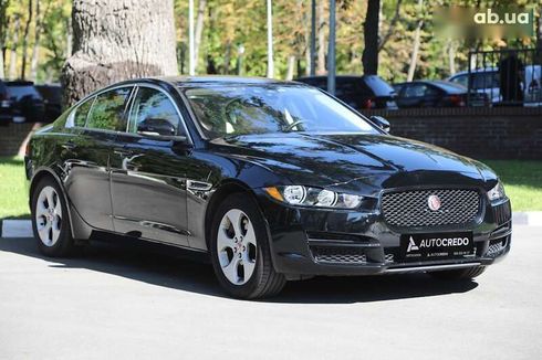 Jaguar XE 2016 - фото 3