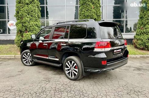 Toyota Land Cruiser 2018 - фото 6