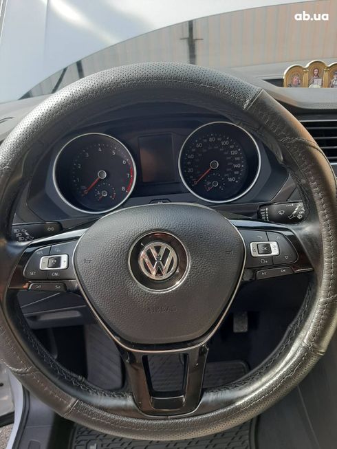 Volkswagen Tiguan 2017 белый - фото 9