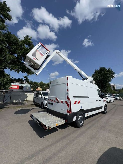 Renault Master 2021 - фото 8