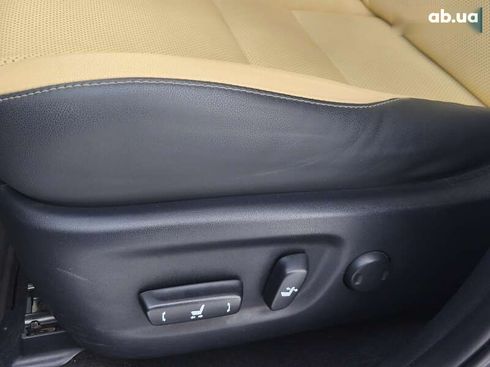 Lexus NX 2019 - фото 12