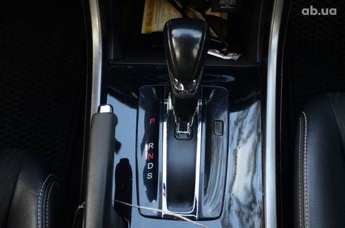 Honda Accord 2016 - фото 11
