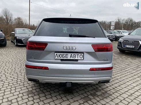 Audi Q7 2018 - фото 6