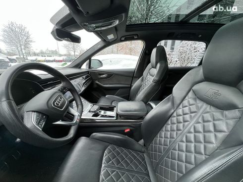 Audi SQ7 2020 - фото 33