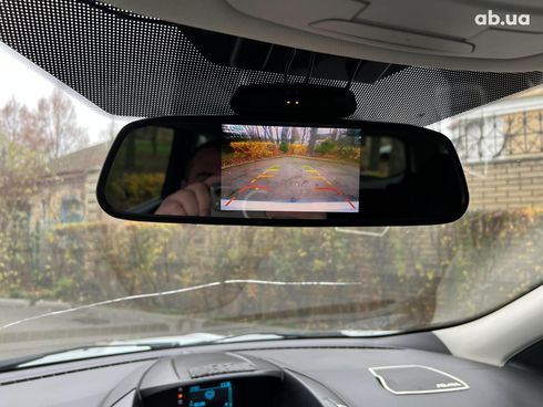 Ford Kuga 2015 белый - фото 20