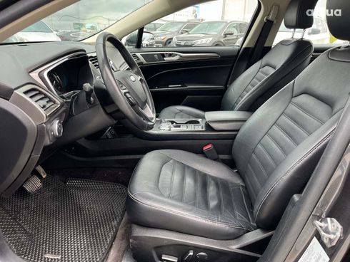Ford Fusion 2017 серый - фото 30