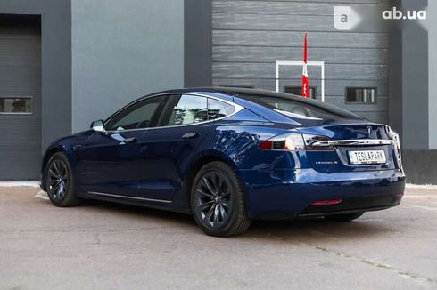 Tesla Model S 2018 - фото 7