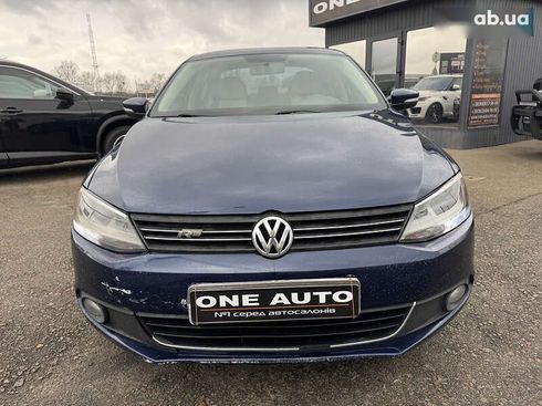 Volkswagen Jetta 2012 - фото 2