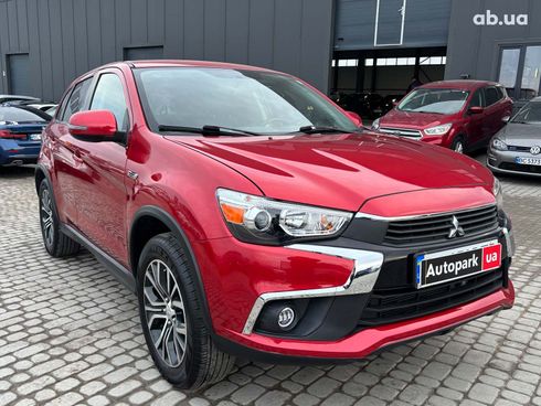 Mitsubishi Outlander 2016 красный - фото 11