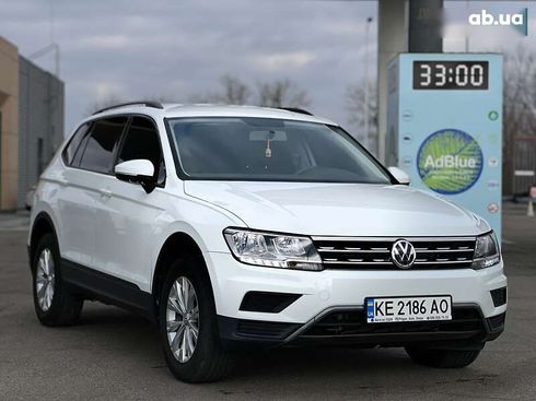 Volkswagen Tiguan 2018 - фото 19