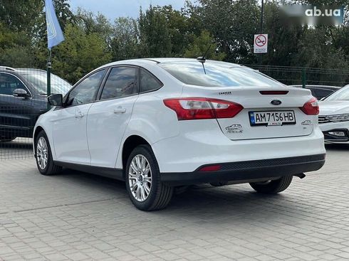 Ford Focus 2012 - фото 19