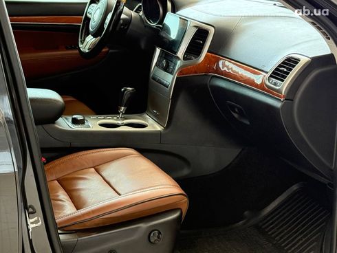 Jeep Grand Cherokee 2011 черный - фото 23