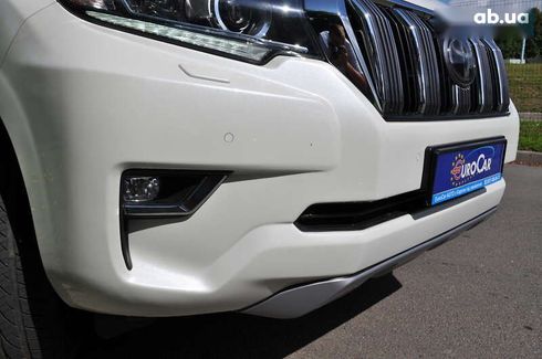 Toyota Land Cruiser Prado 2019 - фото 12