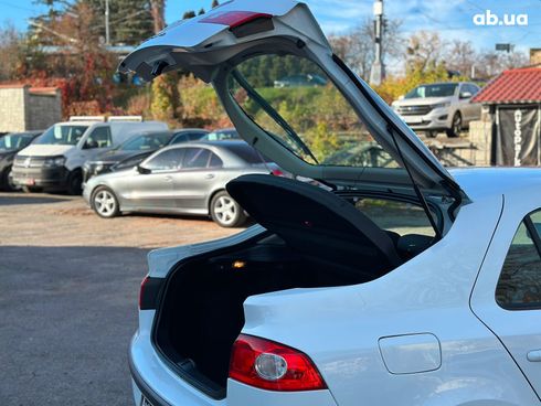 Renault Laguna 2007 белый - фото 29