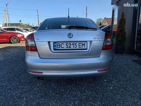 Skoda Octavia 2011 - фото 7