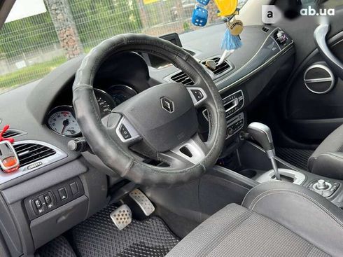 Renault Megane 2011 - фото 18