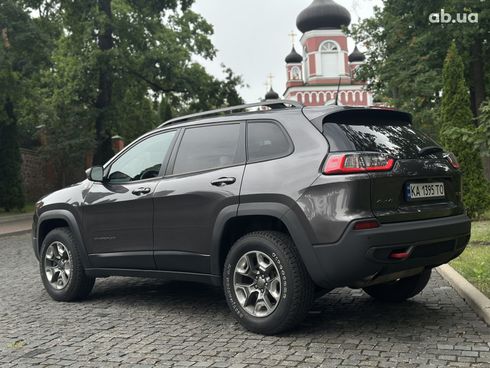 Jeep Cherokee 2019 - фото 6