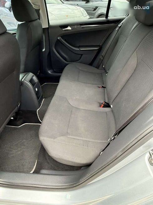 Volkswagen Jetta 2015 - фото 17