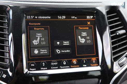 Jeep Cherokee 2019 - фото 18