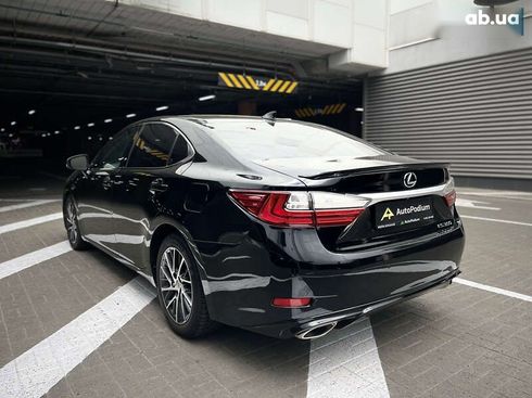 Lexus ES 2016 - фото 9