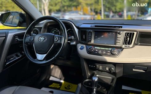 Toyota RAV4 2017 - фото 18