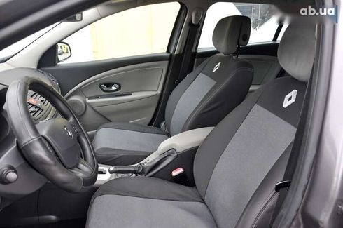 Renault Megane 2011 - фото 17