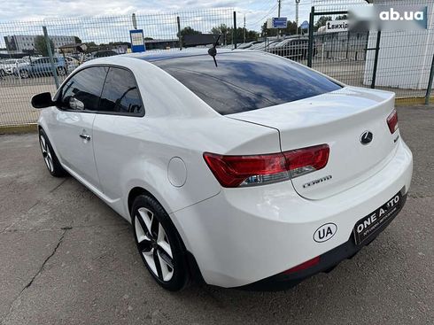 Kia Cerato 2011 - фото 10