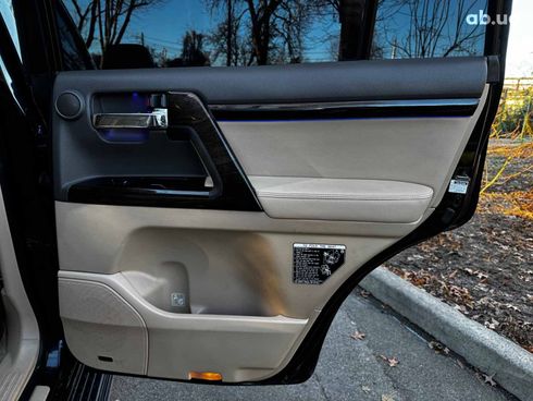 Toyota Land Cruiser 2012 черный - фото 34