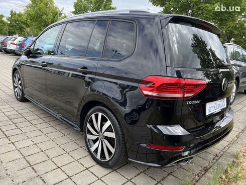 Volkswagen Touran 2022 - фото 23