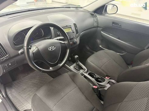 Hyundai i30 2009 - фото 16