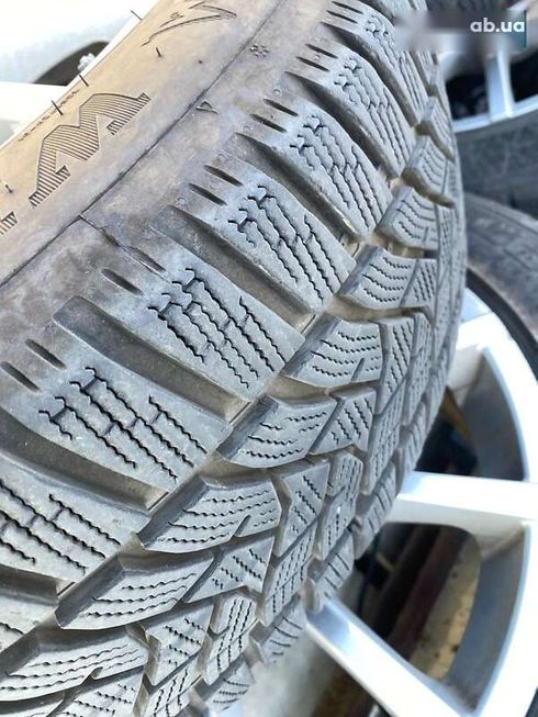 Hyundai Kona Electric 2021 - фото 21