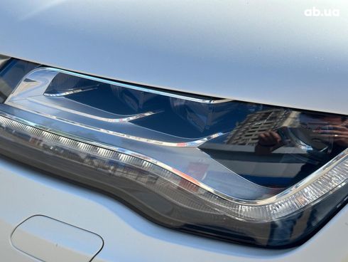 Audi A7 2013 белый - фото 7