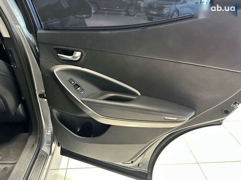 Hyundai Santa Fe 2017 - фото 26
