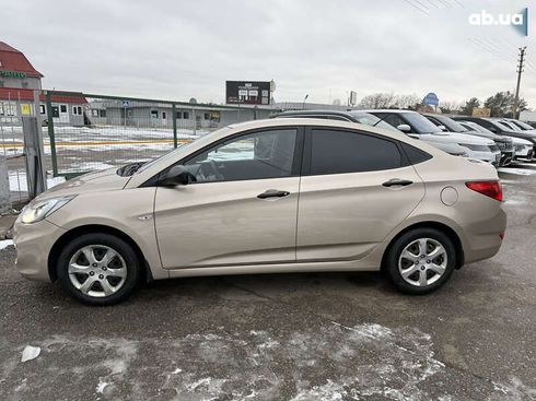 Hyundai Accent 2013 - фото 6