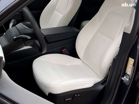 Tesla Model Y 2023 - фото 13