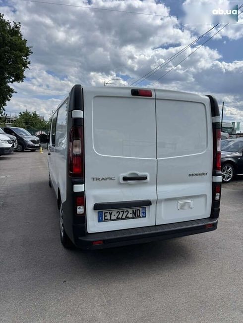 Renault Trafic 2018 - фото 8
