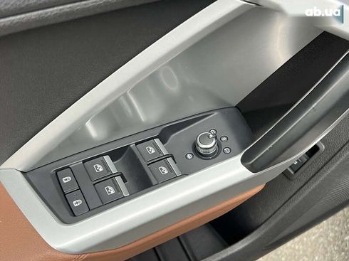 Audi Q3 2019 - фото 21