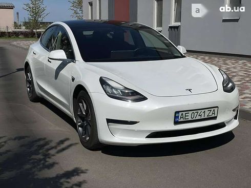 Tesla Model 3 2019 - фото 22