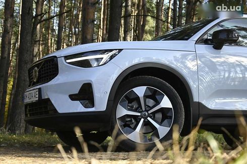 Volvo XC40 2024 - фото 19
