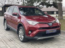 Продажа б/у Toyota RAV4 2018 года - купить на Автобазаре