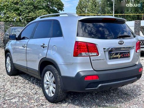 Kia Sorento 2011 - фото 7