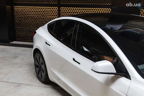 Tesla Model 3 2024 - фото 6