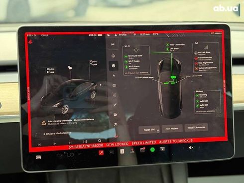 Tesla Model 3 2022 - фото 9