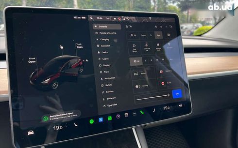 Tesla Model 3 2019 - фото 9