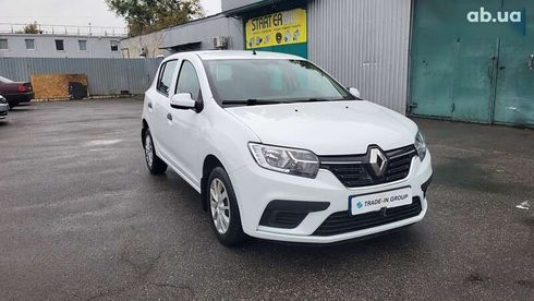 Renault Sandero 2020 - фото 6