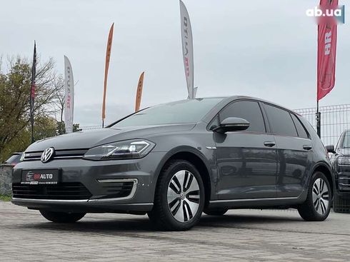 Volkswagen e-Golf 2020 - фото 3
