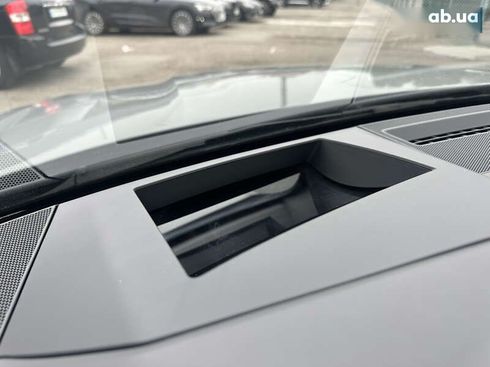 Audi rs6 2020 - фото 18