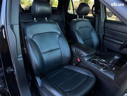 Ford Explorer 2016 черный - фото 131
