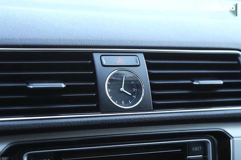 Volkswagen Passat 2015 - фото 16